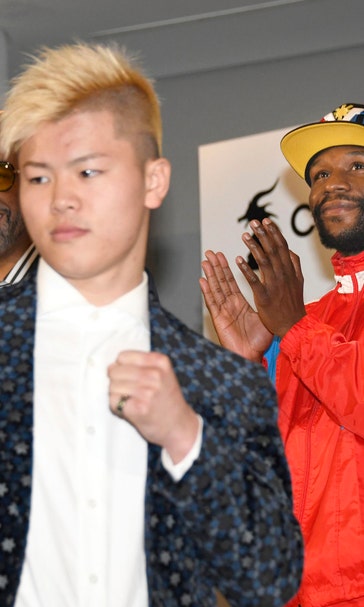 Column: Mayweather takes a hit for The Money Team
